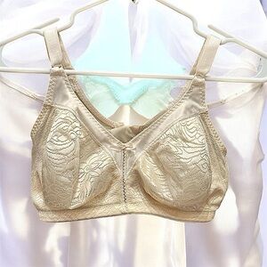 BALI Elegant Lace great back supportive Beige Bra 4 buckles 38D
